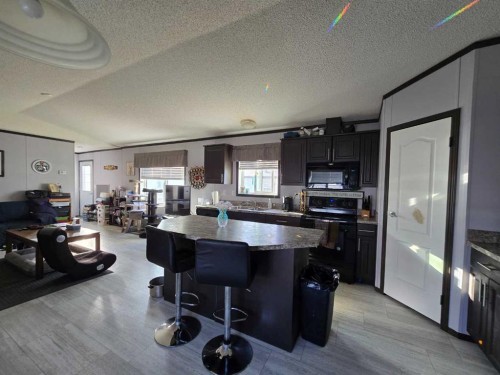 606 52 Street, Edson, AB - Indoor Photo Showing Kitchen