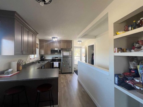 4830 16 Avenue, Edson, AB - Indoor Photo Showing Kitchen