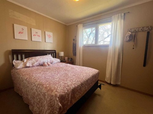 4830 16 Avenue, Edson, AB - Indoor Photo Showing Bedroom