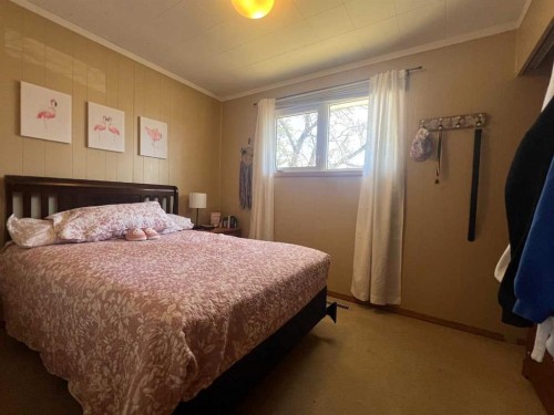 4830 16 Avenue, Edson, AB - Indoor Photo Showing Bedroom