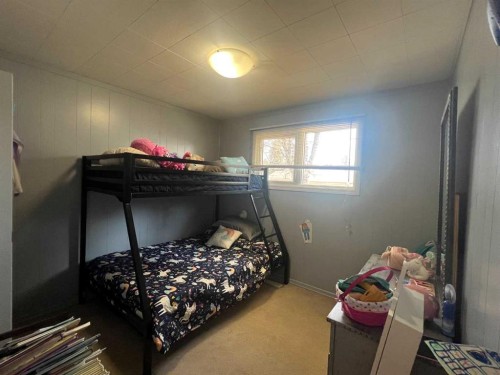 4830 16 Avenue, Edson, AB - Indoor Photo Showing Bedroom