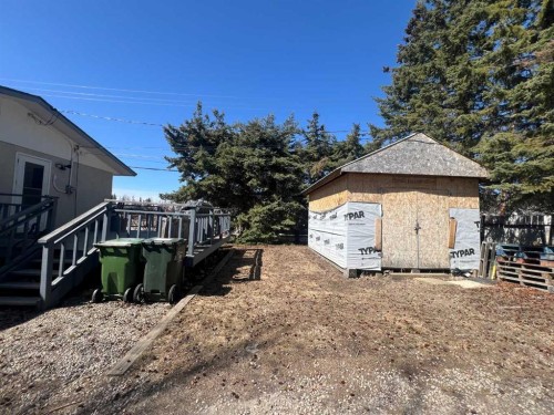 4830 16 Avenue, Edson, AB - Outdoor
