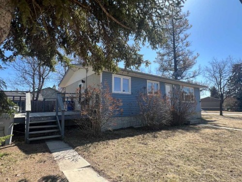 4830 16 Avenue, Edson, AB - Outdoor