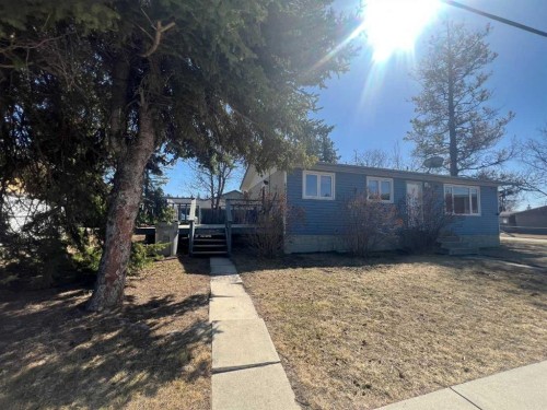 4830 16 Avenue, Edson, AB - Outdoor