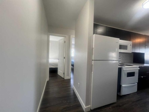 217A-5611 10 Avenue, Edson, AB - Indoor Photo Showing Kitchen