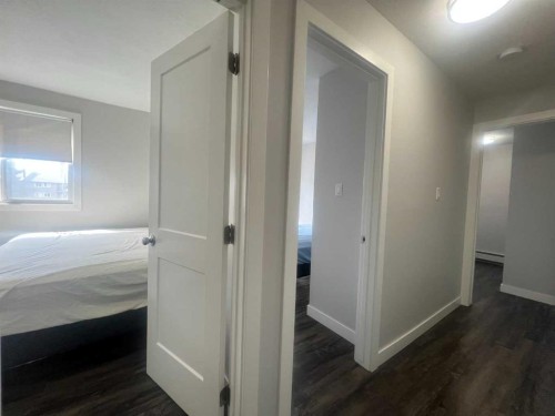 217A-5611 10 Avenue, Edson, AB - Indoor Photo Showing Bedroom