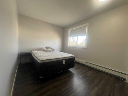 217A-5611 10 Avenue, Edson, AB - Indoor Photo Showing Bedroom