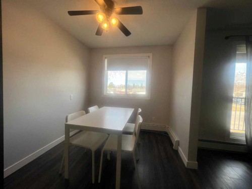 217A-5611 10 Avenue, Edson, AB - Indoor Photo Showing Dining Room