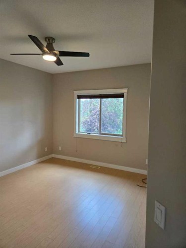 601 3 Street, Fox Creek, AB 