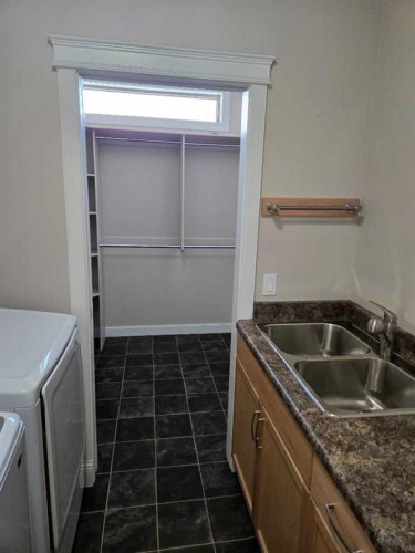 601 3 Street, Fox Creek, AB 