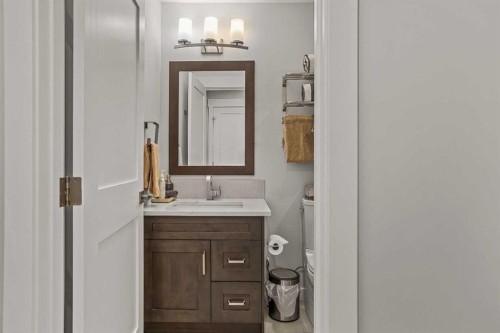 112A-1012 Spring Creek Drive, Canmore, AB - Indoor Photo Showing Bathroom
