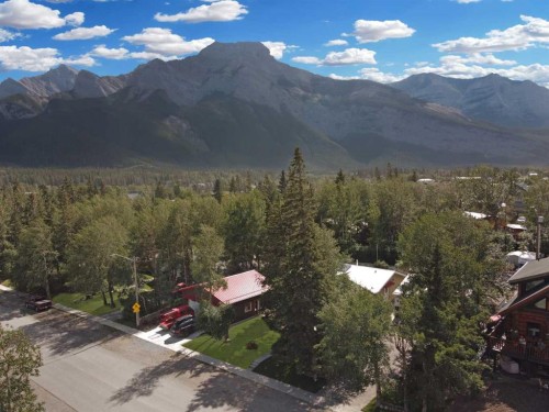 23 Barrier Mountain Drive, Exshaw, AB 