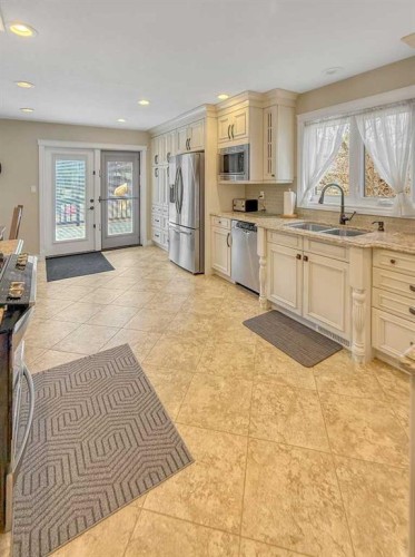 39 Ravine Drive, Whitecourt, AB - Indoor Photo Showing Kitchen With Double Sink