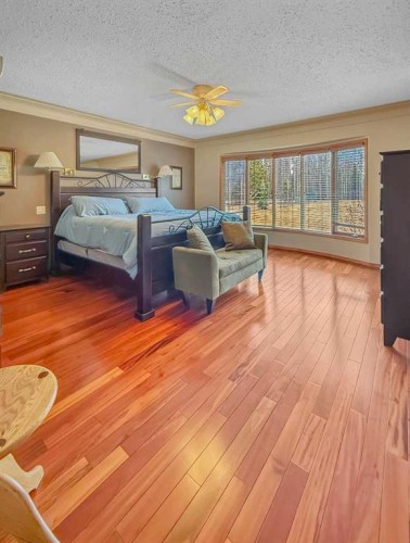 39 Ravine Drive, Whitecourt, AB - Indoor Photo Showing Bedroom