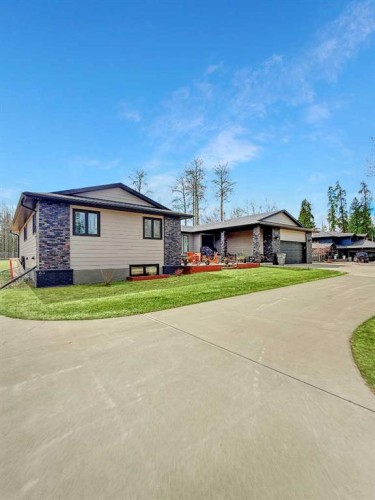 39 Ravine Drive  Whitecourt, AB T7S 1H5