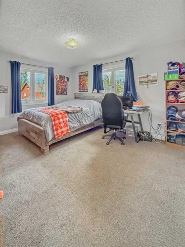 39 Ravine Drive, Whitecourt, AB - Indoor Photo Showing Bedroom