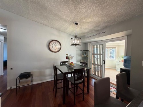 5910 10 Avenue, Edson, AB - Indoor Photo Showing Dining Room