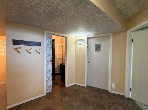 5910 10 Avenue, Edson, AB - Indoor Photo Showing Other Room