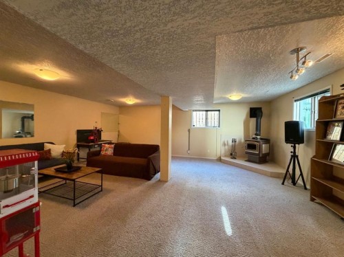 5910 10 Avenue, Edson, AB - Indoor