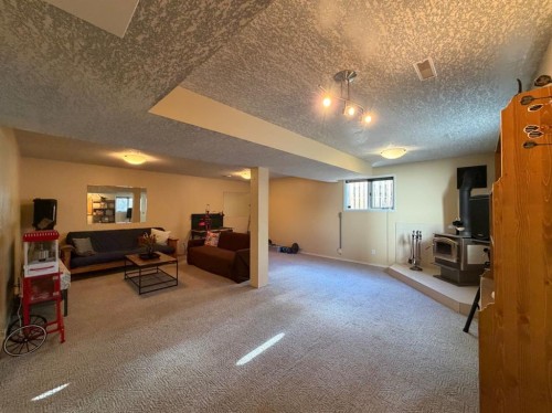 5910 10 Avenue, Edson, AB - Indoor