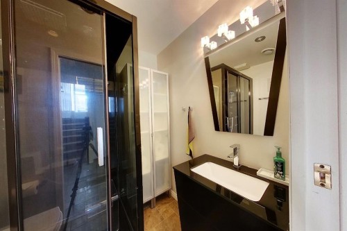 5910 10 Avenue, Edson, AB - Indoor Photo Showing Bathroom