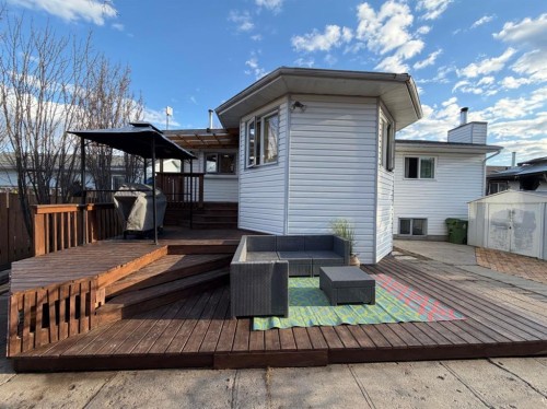 5910 10 Avenue, Edson, AB - Outdoor With Deck Patio Veranda With Exterior