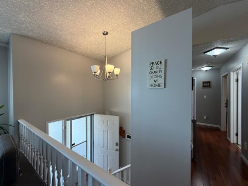 5910 10 Avenue, Edson, AB - Indoor Photo Showing Other Room