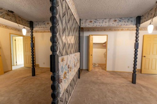 548 Mountain Street, Hinton, AB - Indoor