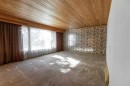 548 Mountain Street, Hinton, AB  - Indoor Photo Showing Other Room 