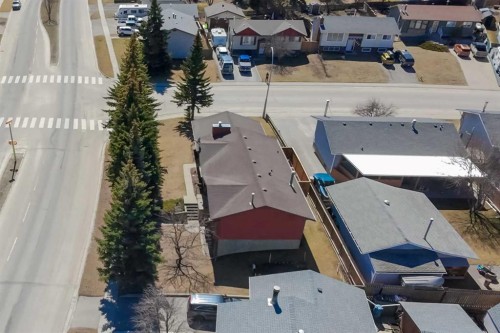 548 Mountain Street, Hinton, AB - Outdoor