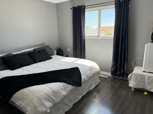 19 Centennial Crescent, Swan Hills, AB - Indoor Photo Showing Bedroom