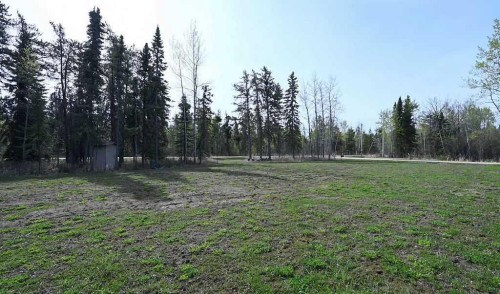 1690 Block 5 Poplar Street, Calling Lake, AB 