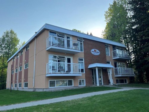 6-506 41 Street, Edson, AB - Outdoor With Facade
