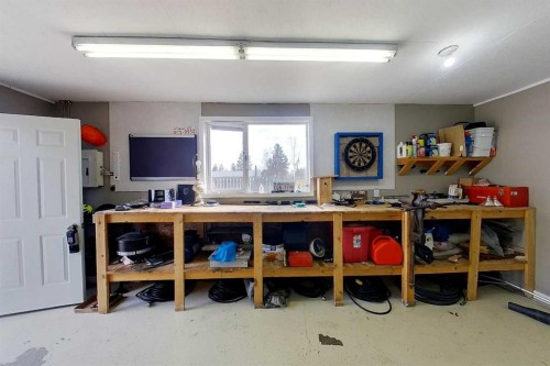 4347 9Th Avenue, Edson, AB - Indoor Photo Showing Office