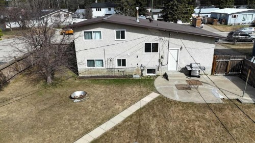 4347 9Th Avenue, Edson, AB - Outdoor