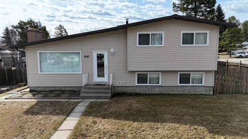4347 9Th Avenue, Edson, AB - Outdoor