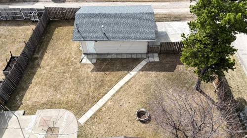 4347 9Th Avenue, Edson, AB - Outdoor