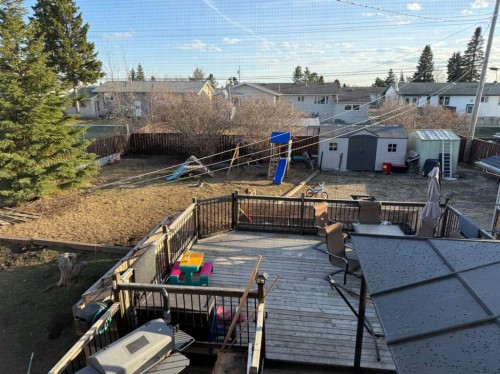 501 7 Avenue, Fox Creek, AB - Outdoor