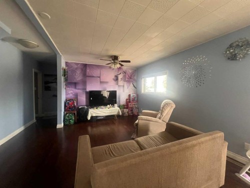 4238 5 Avenue, Edson, AB - Indoor