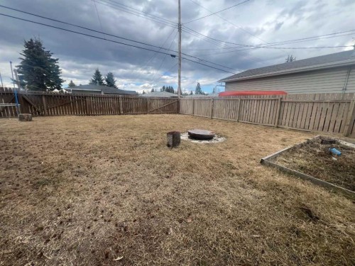 4238 5 Avenue, Edson, AB - Outdoor