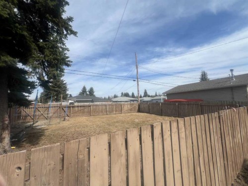 4238 5 Avenue, Edson, AB - Outdoor