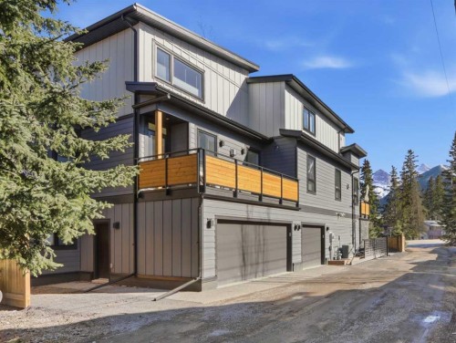 512 8Th Avenue, Canmore, AB - Outdoor