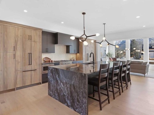 512 8Th Avenue, Canmore, AB - Indoor Photo Showing Kitchen With Upgraded Kitchen