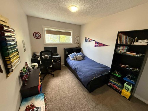 458 Collinge Road, Hinton, AB - Indoor Photo Showing Bedroom