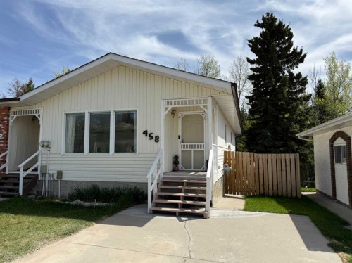 458 Collinge Road, Hinton, AB - Outdoor