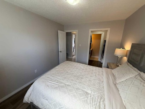 458 Collinge Road, Hinton, AB - Indoor Photo Showing Bedroom