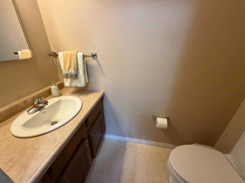 458 Collinge Road, Hinton, AB - Indoor Photo Showing Bathroom