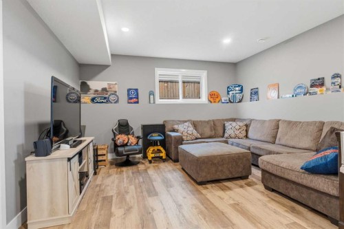 3 Rockhaven Way, Whitecourt, AB - Indoor Photo Showing Living Room