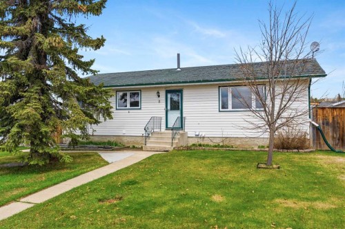 8 Isbister Avenue  Swan Hills, AB T0G 2C0