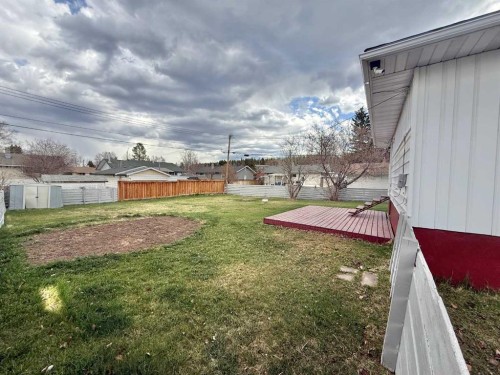 114 Willow Drive, Hinton, AB - Outdoor